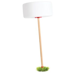 Fatboy_Thierry_le_Swinger_standing_single_grass_red