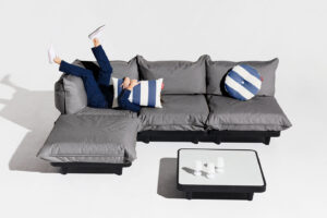 fatboy-paletti-hocker-rock-grey-1920x1280-masterpiece-03-104957