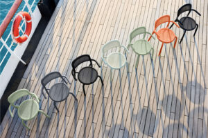 fatboy-toni-armchair-anthracite-1920x1280-ambiance-10-103810