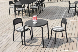 fatboy-toni-chair-anthracite-1920x1280-amiance-02-10380