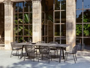 aspect4x3__vincentsheppard-kododiningtableslatemorrocanbrownkododiningchair-cushelenaalmond-matchagreen-2-hr