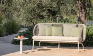 aspect5x3lg__VincentSheppard_KodoLoungeSofa_SideTable_A3_1616X1000_72DPI