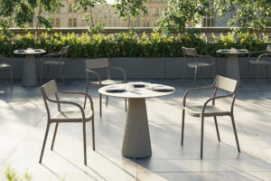 Vondom-Gatsby-table-Eugeni-Quillet-(4)