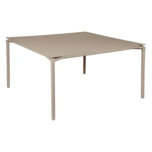 calvi table 140 X 140 muscade